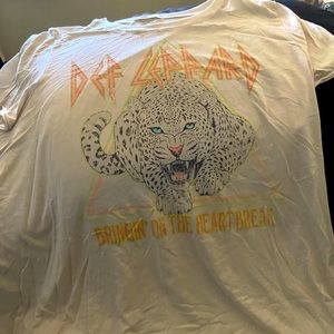 TORRID Def Leppard t-shirt